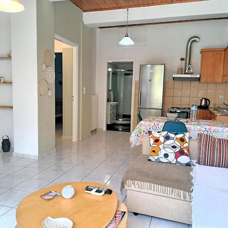 Family Stone Apartment Кипарисия Экстерьер фото