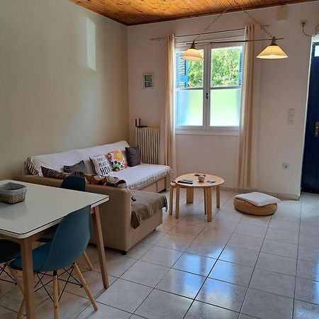 Family Stone Apartment Кипарисия Экстерьер фото