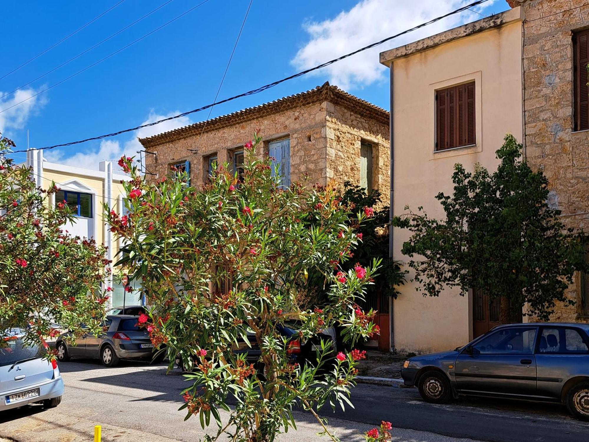 Family Stone Apartment Кипарисия Экстерьер фото