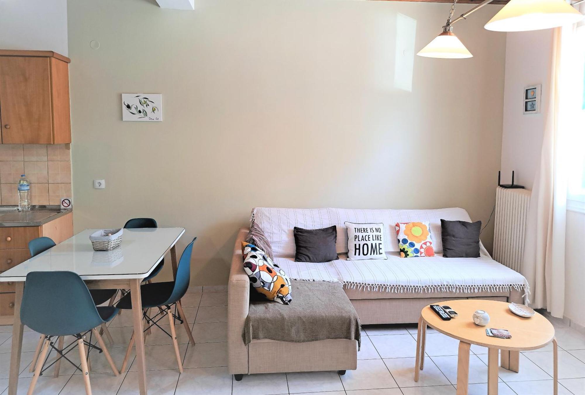 Family Stone Apartment Кипарисия Экстерьер фото